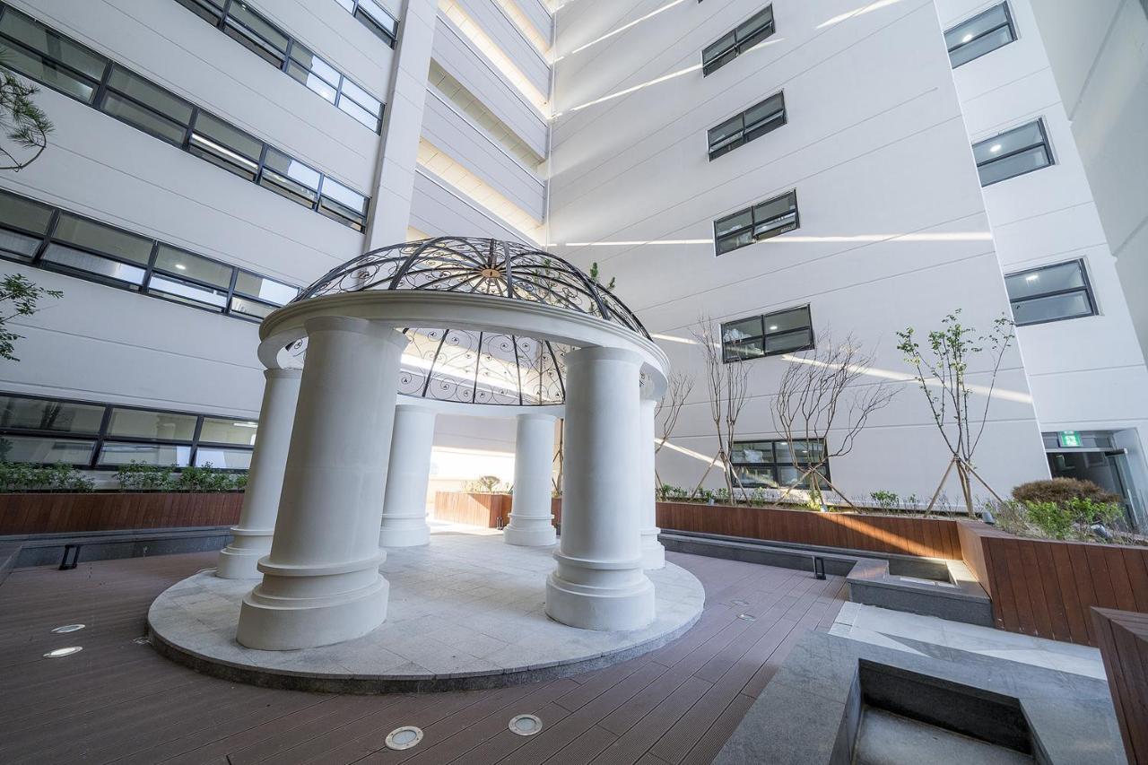 Gangneung Chonpines Ocean Suites Hotel Kültér fotó