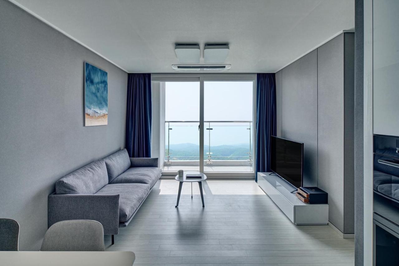 Gangneung Chonpines Ocean Suites Hotel Kültér fotó