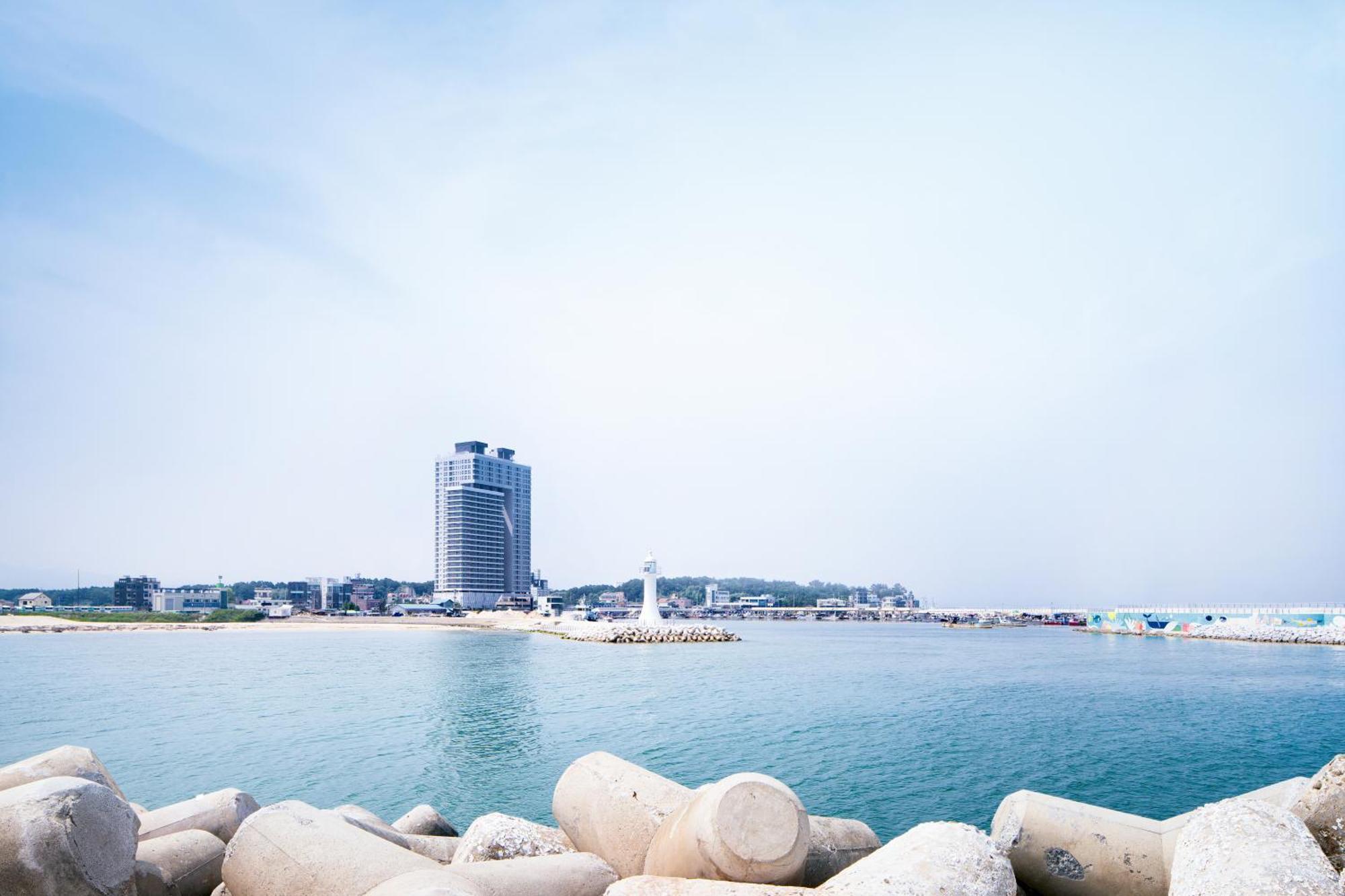 Gangneung Chonpines Ocean Suites Hotel Kültér fotó